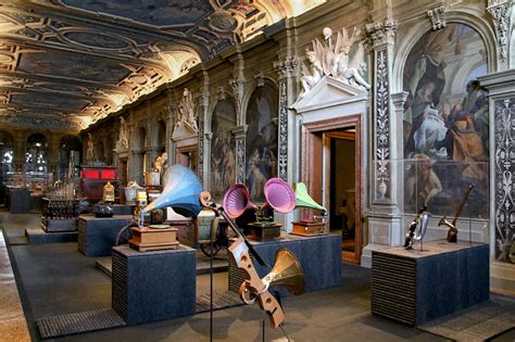 piatti da collezione fondazione prada|prada foundation venice.